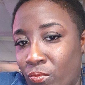 Meet your Posher, Shana